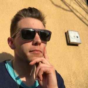 Meet your Posher, Leif